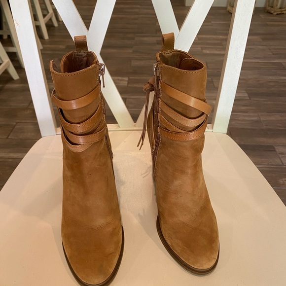 Steve Madden suede ankle boots - Picture 6 of 9